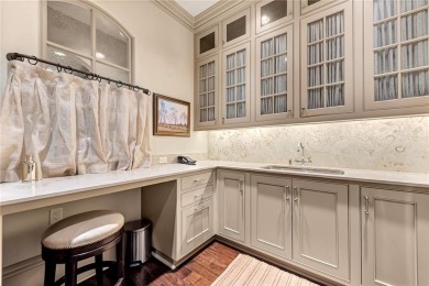 Welcome to an exquisite and timeless estate tucked away on over on Pinnacle Country Club in Arkansas - for sale on GolfHomes.com, golf home, golf lot