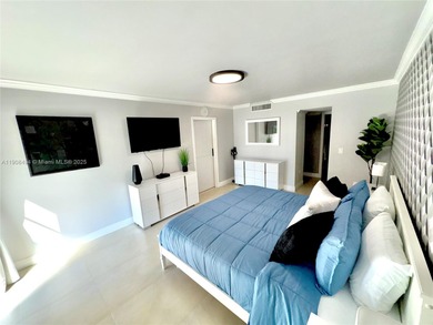 Beautifully updated 2bed / 2 bath condo in Aventura! Bright and on Turnberry Isle Resort and Club in Florida - for sale on GolfHomes.com, golf home, golf lot