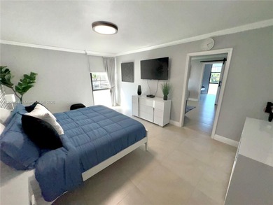 Beautifully updated 2bed / 2 bath condo in Aventura! Bright and on Turnberry Isle Resort and Club in Florida - for sale on GolfHomes.com, golf home, golf lot