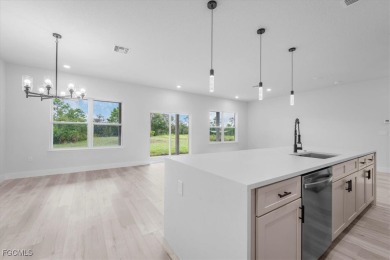 Beautiful New Construction in Sun 'N Lake - 4 Bedrooms, 3 Baths on Sun n Lake Golf and Country Club in Florida - for sale on GolfHomes.com, golf home, golf lot