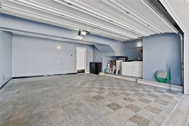 Beautifully remodeled condo within the Venturanza Del Verde on Tustin Ranch Golf Club in California - for sale on GolfHomes.com, golf home, golf lot