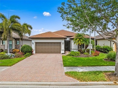 PREMIUM GOLF COURSE & WATER VIEW -- This beautiful home offers on Panther Run Golf Club in Florida - for sale on GolfHomes.com, golf home, golf lot