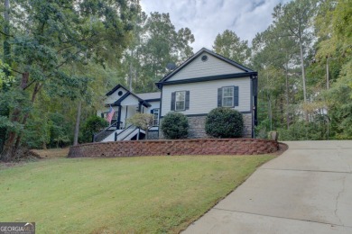 Location, location, location! Well maintained 3-bedroom & on Turtle Cove Golf Course in Georgia - for sale on GolfHomes.com, golf home, golf lot