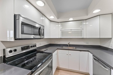 NIicely renovated & freshly painted 2/2 condo in the heart of on North Palm Beach Country Club in Florida - for sale on GolfHomes.com, golf home, golf lot