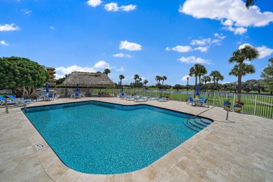 NIicely renovated & freshly painted 2/2 condo in the heart of on North Palm Beach Country Club in Florida - for sale on GolfHomes.com, golf home, golf lot