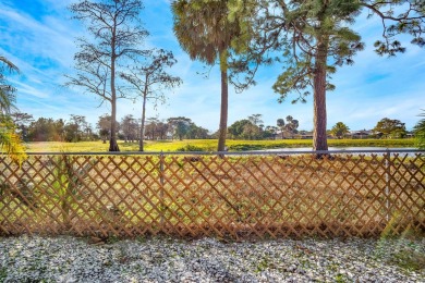 Fantastic one story 3 bed, 2 bath, 2 car garage, 1,666 sqft on Lone Pine Golf Club in Florida - for sale on GolfHomes.com, golf home, golf lot