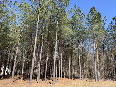 Privacy, Security, and Stunning views await.

Welcome to on Sequatchie Valley Golf and Country Club in Tennessee - for sale on GolfHomes.com, golf home, golf lot