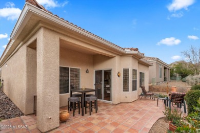 Bright and inviting 2-bedroom, 2-bathroom home with a den on Heritage Highlands At Dove Mountain in Arizona - for sale on GolfHomes.com, golf home, golf lot