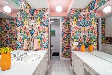 Stunning remodeled William Krisel-designed Mid-Centry Modern on Indian Wells Golf Resort and Country Club in California - for sale on GolfHomes.com, golf home, golf lot