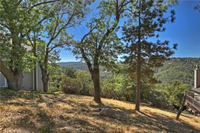 Moderately - gently sloped vacant land in Lake Arrowhead Woods on Lake Arrowhead Country Club in California - for sale on GolfHomes.com, golf home, golf lot