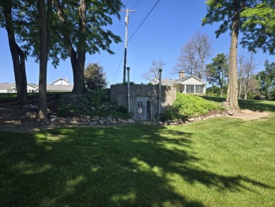 This Historic Farm is well known as the premier Barnhart Sport on Mulberry Hills Country Club in Michigan - for sale on GolfHomes.com, golf home, golf lot