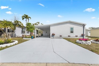 This beautiful lake front home is located in the highly on Glen Eagle Golf and Country Club in Florida - for sale on GolfHomes.com, golf home, golf lot