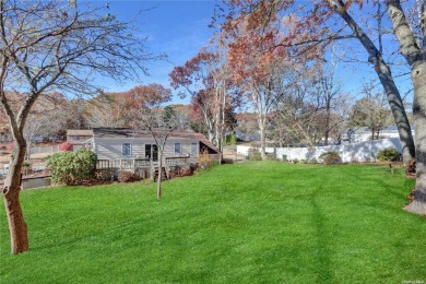 Welcome to 33 Fawn Ln West, a charming ranch-style home located on Heatherwood Golf Club in New York - for sale on GolfHomes.com, golf home, golf lot