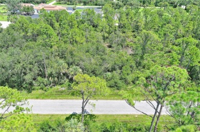 Exclusively presented by Sunland Real Estate: Fantastic on Sabal Trace Golf and Country Club in Florida - for sale on GolfHomes.com, golf home, golf lot