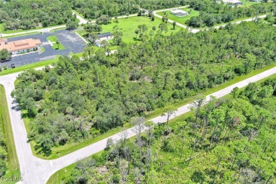 Exclusively presented by Sunland Real Estate: Fantastic on Sabal Trace Golf and Country Club in Florida - for sale on GolfHomes.com, golf home, golf lot