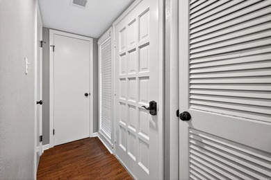 WOW! This townhome has been completely updated with quality and on DeSoto Golf Course in Arkansas - for sale on GolfHomes.com, golf home, golf lot