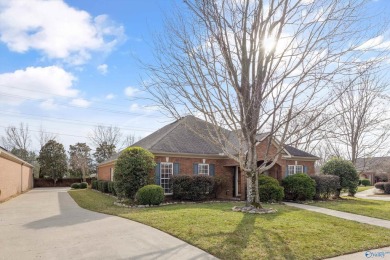 Nestled on a desirable cul-de-sac street in Stoneleigh Terrace on Hampton Cove Golf Course in Alabama - for sale on GolfHomes.com, golf home, golf lot