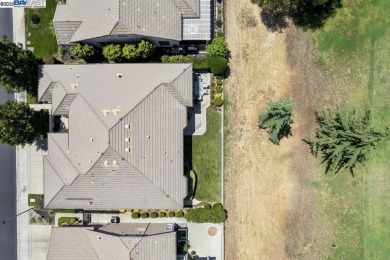 ?Beautifully-maintained?, single-story home offering a rare on Brentwood Golf Club in California - for sale on GolfHomes.com, golf home, golf lot