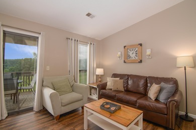 Beautiful, 1-bedroom/1-bath condo overlooking the 18th fairway on Pointe Royale Village Country Club in Missouri - for sale on GolfHomes.com, golf home, golf lot