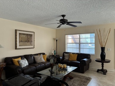 Lovely Senior Community gated 1st floor beautifuly remodeled 2 on Kings Point Golf -Flanders Way in Florida - for sale on GolfHomes.com, golf home, golf lot