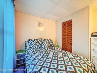 SNOWBIRDS OR HOMEOWNERS WELCOME- YOU OWN the land. 2 Bedroom on Glen Lakes Country Club in Florida - for sale on GolfHomes.com, golf home, golf lot