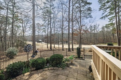 Modern Elegance on Ponce De Leon Golf Course. Experience on Ponce De Leon Golf Course in Arkansas - for sale on GolfHomes.com, golf home, golf lot