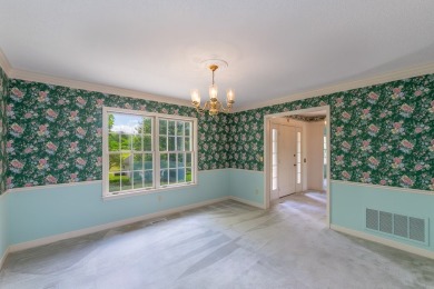 Lovingly maintained 2BR/2BA home with bonus room and extra-large on Mill Creek Country Club in North Carolina - for sale on GolfHomes.com, golf home, golf lot