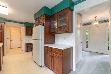 Lovingly maintained 2BR/2BA home with bonus room and extra-large on Mill Creek Country Club in North Carolina - for sale on GolfHomes.com, golf home, golf lot
