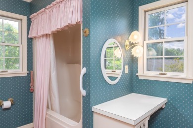 Lovingly maintained 2BR/2BA home with bonus room and extra-large on Mill Creek Country Club in North Carolina - for sale on GolfHomes.com, golf home, golf lot