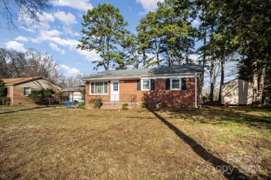 This is a lovely 4 bedroom, 2 bath home sitting on the city golf on Gastonia Municipal Golf Course in North Carolina - for sale on GolfHomes.com, golf home, golf lot