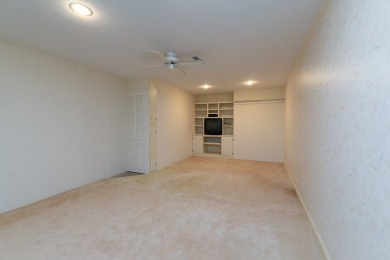 Lovingly maintained 2BR/2BA home with bonus room and extra-large on Mill Creek Country Club in North Carolina - for sale on GolfHomes.com, golf home, golf lot