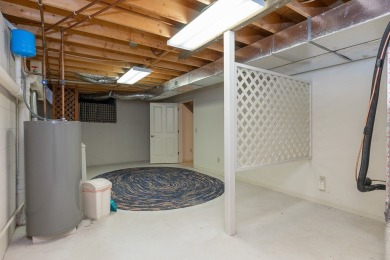 Lovingly maintained 2BR/2BA home with bonus room and extra-large on Mill Creek Country Club in North Carolina - for sale on GolfHomes.com, golf home, golf lot