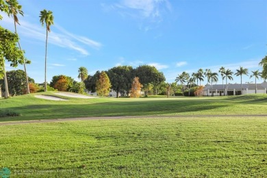 BACK ON MARKET-BUYER DID'NT QUALIFY-THEIR LOSE YOUR GAIN! LOVELY on Wynmoor Golf Course in Florida - for sale on GolfHomes.com, golf home, golf lot