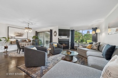 Welcome to this beautifully updated townhome in sought-after on Pine Meadow Golf Club in Illinois - for sale on GolfHomes.com, golf home, golf lot