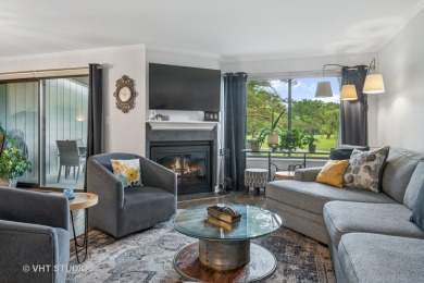 Welcome to this beautifully updated townhome in sought-after on Pine Meadow Golf Club in Illinois - for sale on GolfHomes.com, golf home, golf lot