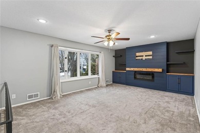 Great opportunity Multi-level house with rooms for everyone! 5 on Manitou Ridge Golf Course in Minnesota - for sale on GolfHomes.com, golf home, golf lot