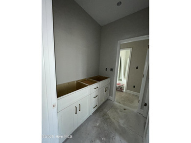 Beautiful 3 bedroom 2.5 bath Ranch home WITH finished bonus on Deercroft Golf and Country Club in North Carolina - for sale on GolfHomes.com, golf home, golf lot