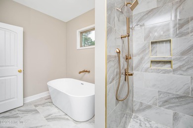 Beautiful 3 bedroom 2.5 bath Ranch home WITH finished bonus on Deercroft Golf and Country Club in North Carolina - for sale on GolfHomes.com, golf home, golf lot