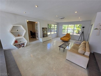 Located in the desirable McGregor Estates corridor of Fort Myers on Fort Myers Country Club in Florida - for sale on GolfHomes.com, golf home, golf lot