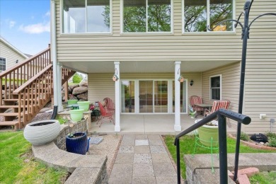 Beautifully updated and spacious condo with lots of windows & on Columbus Country Club in Wisconsin - for sale on GolfHomes.com, golf home, golf lot