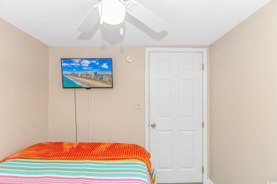 Do you want to live on VACATION full time or have a fabulous on Prestwick Country Club in South Carolina - for sale on GolfHomes.com, golf home, golf lot