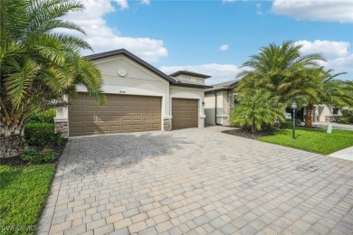 SELLER HAS AN ASSUMABLE VA LOAN W/AN INTEREST RATE OF 2.625 on River Hall Country Club in Florida - for sale on GolfHomes.com, golf home, golf lot