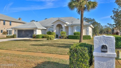 A meticulous 3 bedroom, 2 bath with an attached 2 car garage on Spruce Creek Golf Club in Florida - for sale on GolfHomes.com, golf home, golf lot