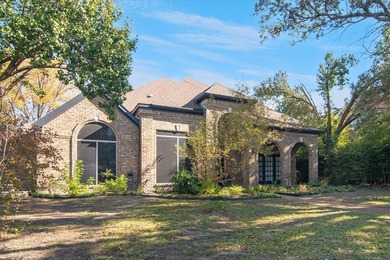 Offered as-is, 1235 Shores Blvd invites you to shape your on The Shores Country Club in Texas - for sale on GolfHomes.com, golf home, golf lot