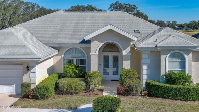 A meticulous 3 bedroom, 2 bath with an attached 2 car garage on Spruce Creek Golf Club in Florida - for sale on GolfHomes.com, golf home, golf lot