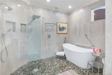 Stunning 3BD/3 full BA home with office situated on a quiet on Willoughby Golf Club in Florida - for sale on GolfHomes.com, golf home, golf lot