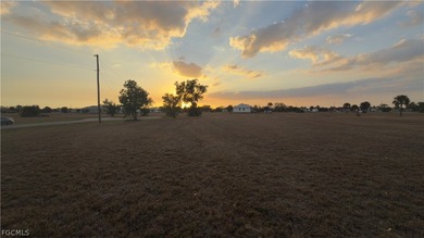 Seller Motivated Prime Cul-de-Sac Lot Near Burnt Store Marina | on Burnt Store Golf Club in Florida - for sale on GolfHomes.com, golf home, golf lot