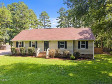 Wonderful single story home with views of beautiful Kerr Lake on Kerr Lake Country Club in North Carolina - for sale on GolfHomes.com, golf home, golf lot