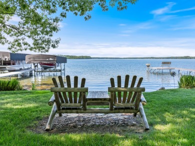 North Shore of Tomahawk Lake Home on Minocqua Country Club in Wisconsin - for sale on GolfHomes.com, golf home, golf lot