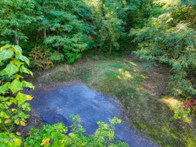 A great lot in Cobbly Nob on Pine Top Ln not far from the on Bent Creek Golf Course in Tennessee - for sale on GolfHomes.com, golf home, golf lot